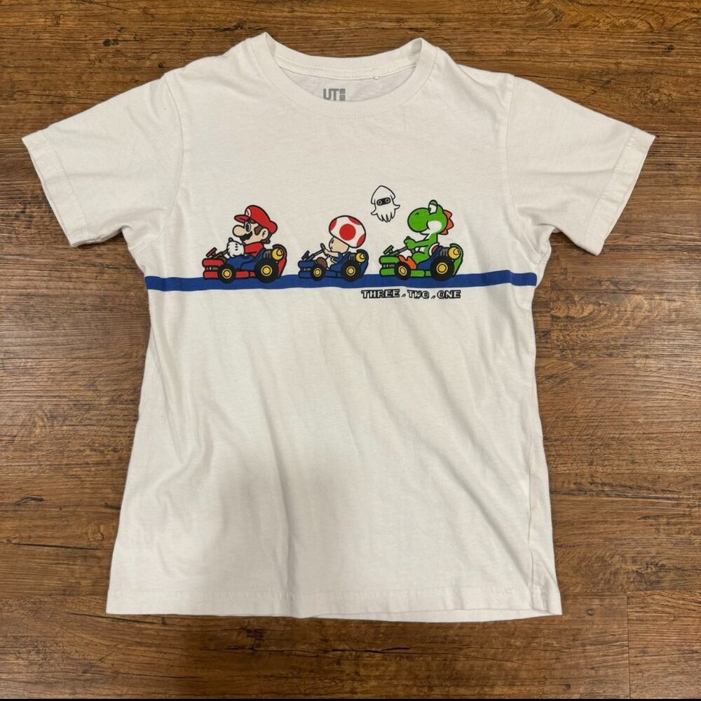 Uniqlo Nintendo Mario Bro. Mario Kart Graphic T‎ Shirt Kid's Boy's Girl's L 9-10